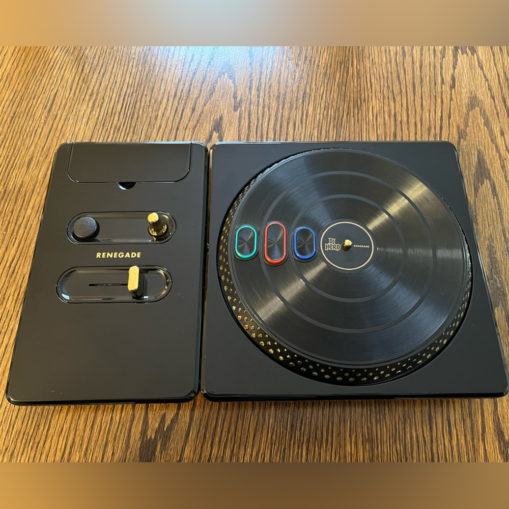 DJ HERO RENEGADE JAY-Z/EMINEM TURNTABLE CONTROLLER FOR PS2/PS3, TESTED
